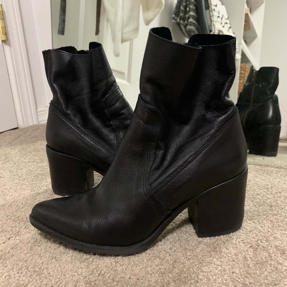 Steve Madden Pointed Leather Sock Boot
